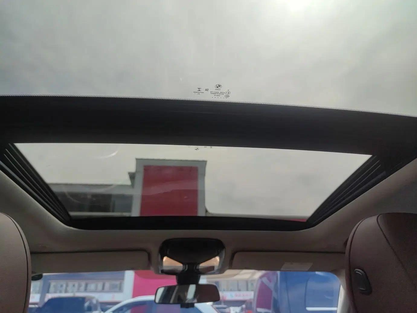 BMW 3 Series 2022 320Li M Sport Package — миниатюра 26