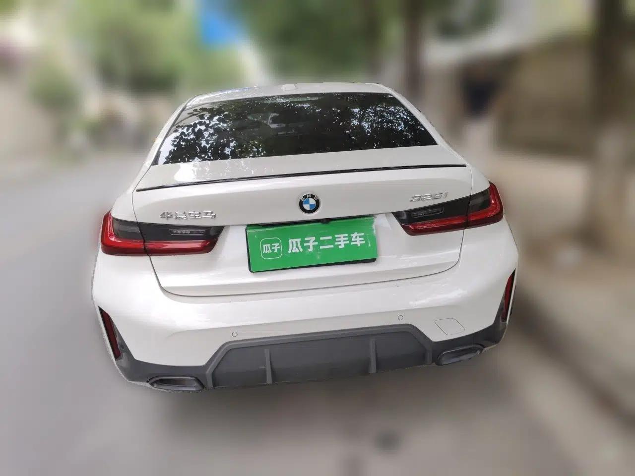 BMW 3 Series 2024 325i M Sport Night Edition Package — миниатюра 5