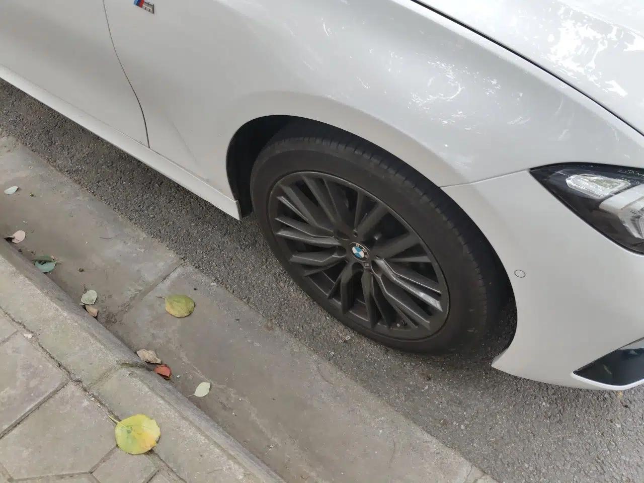 BMW 3 Series 2024 325i M Sport Night Edition Package — миниатюра 8
