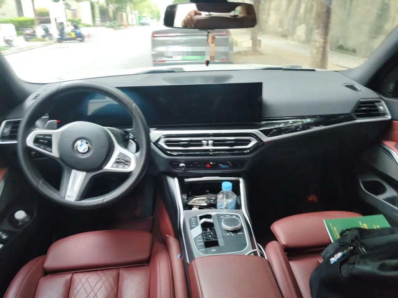 BMW 3 Series 2024 325i M Sport Night Edition Package — миниатюра 9