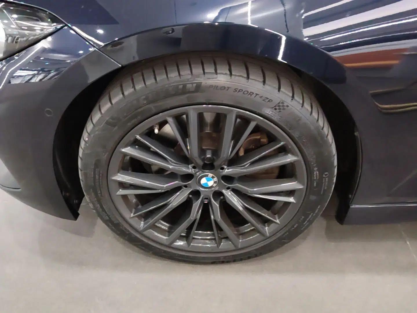 BMW 3 Series 2023 330i M Sport Night Edition Package — миниатюра 10