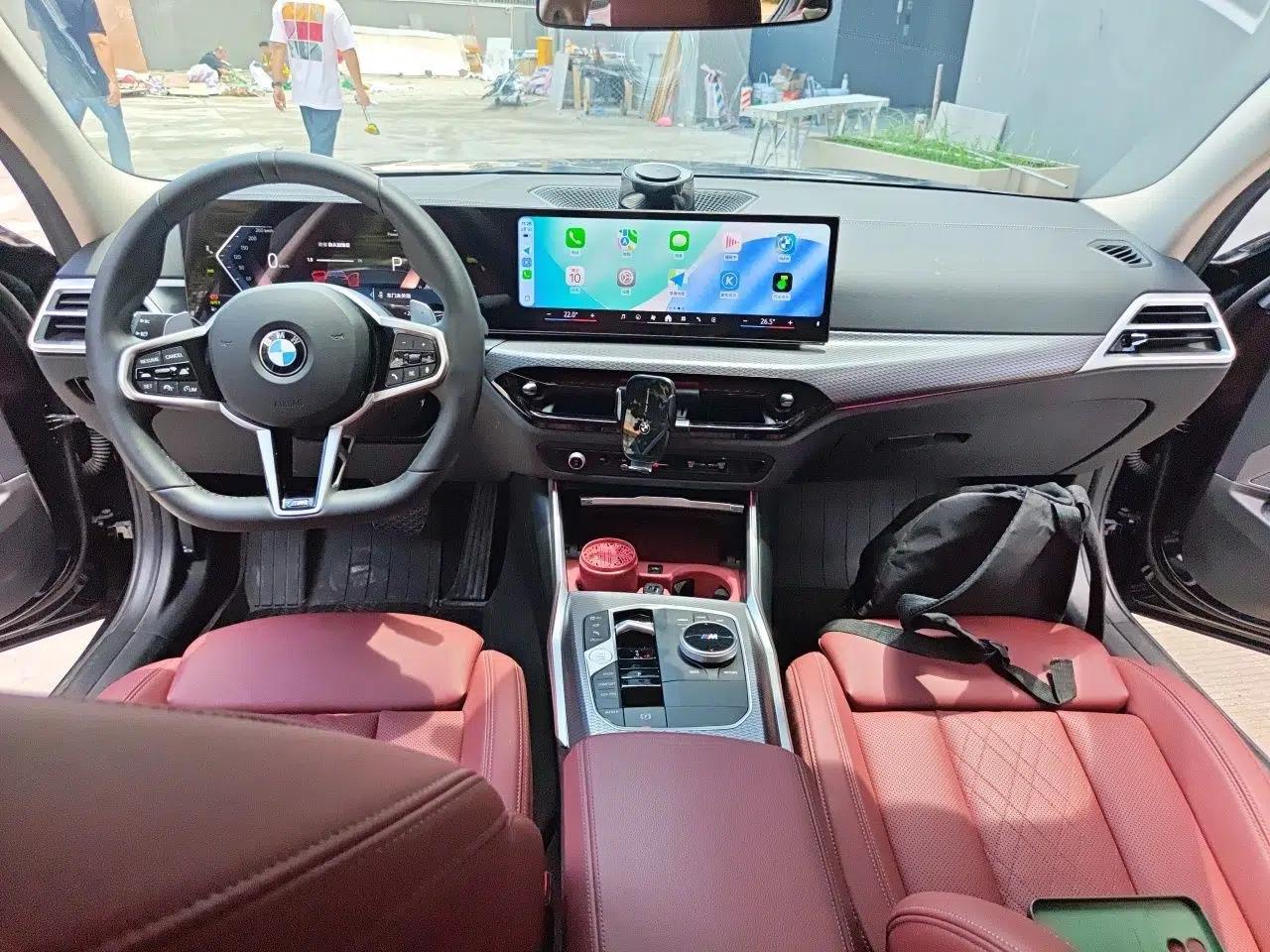 BMW 3 Series 2025 330Li M Sport Shadowline Package — миниатюра 9