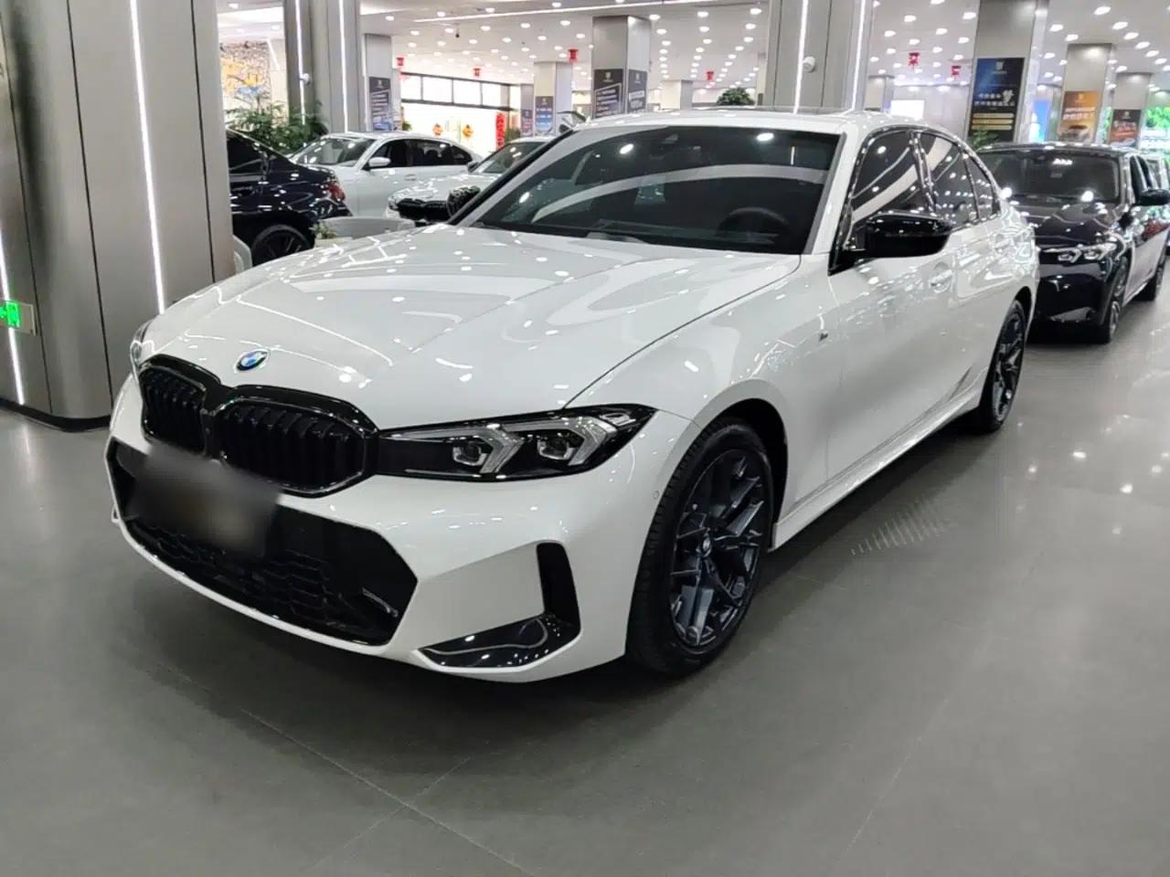 BMW 3 Series 2025 330i M Sport Night Edition Package — миниатюра 1