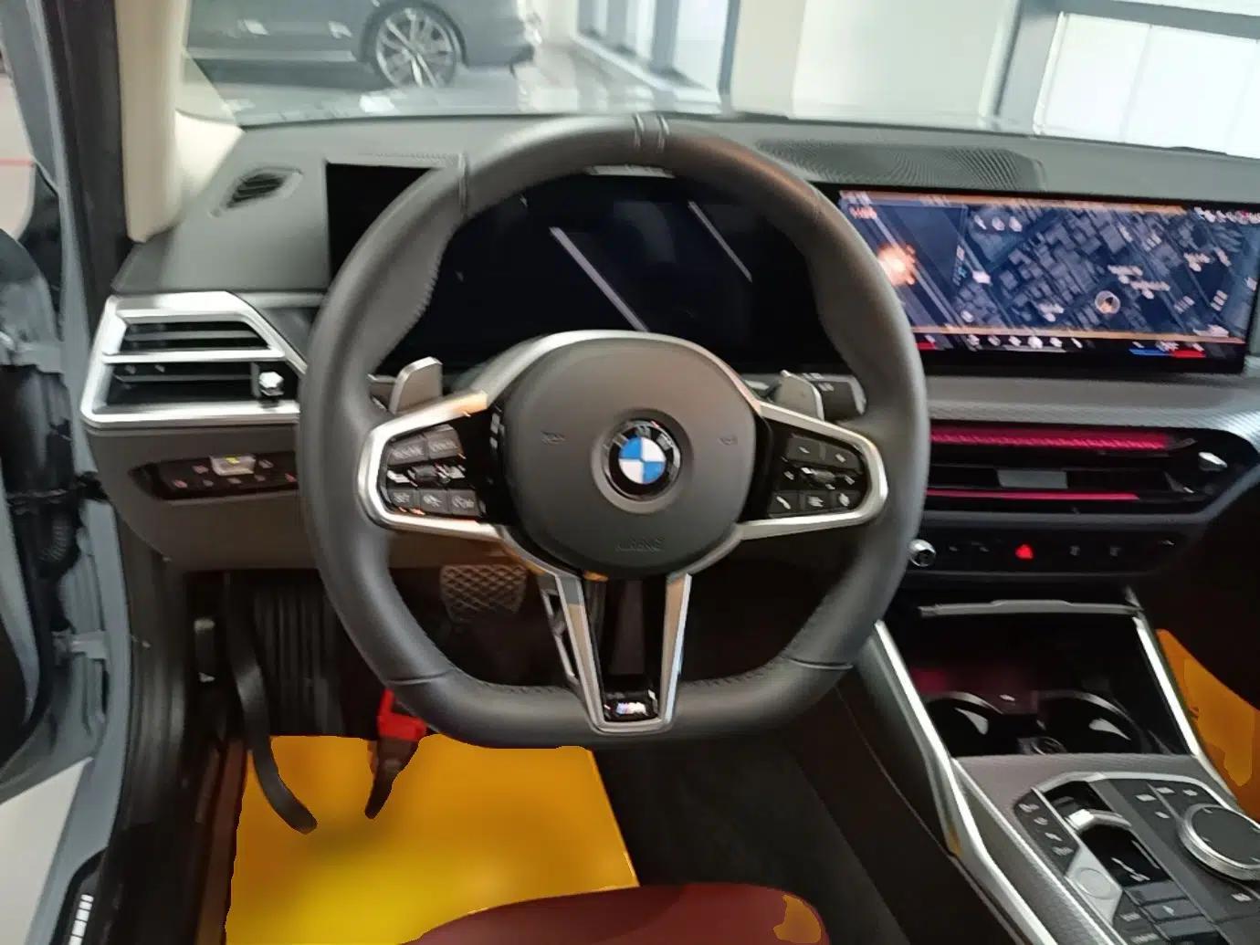 BMW 3 Series 2025 330Li M Sport Shadowline Package — миниатюра 13