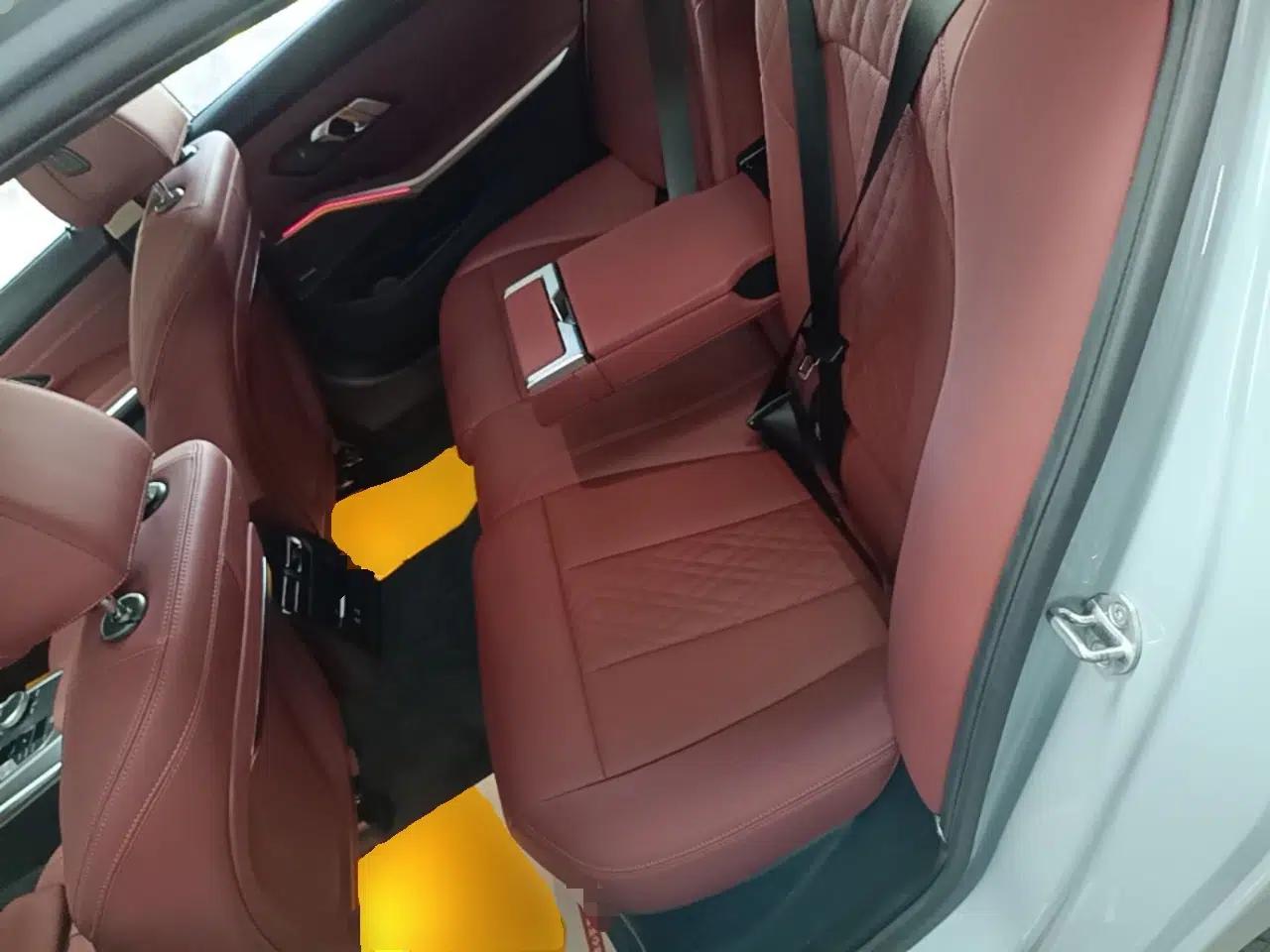 BMW 3 Series 2025 330Li M Sport Shadowline Package — миниатюра 20