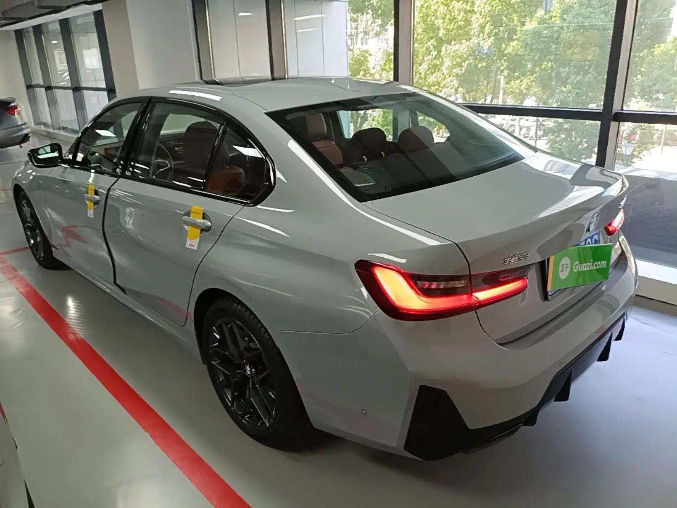 BMW 3 Series 2025 330Li M Sport Shadowline Package — миниатюра 4