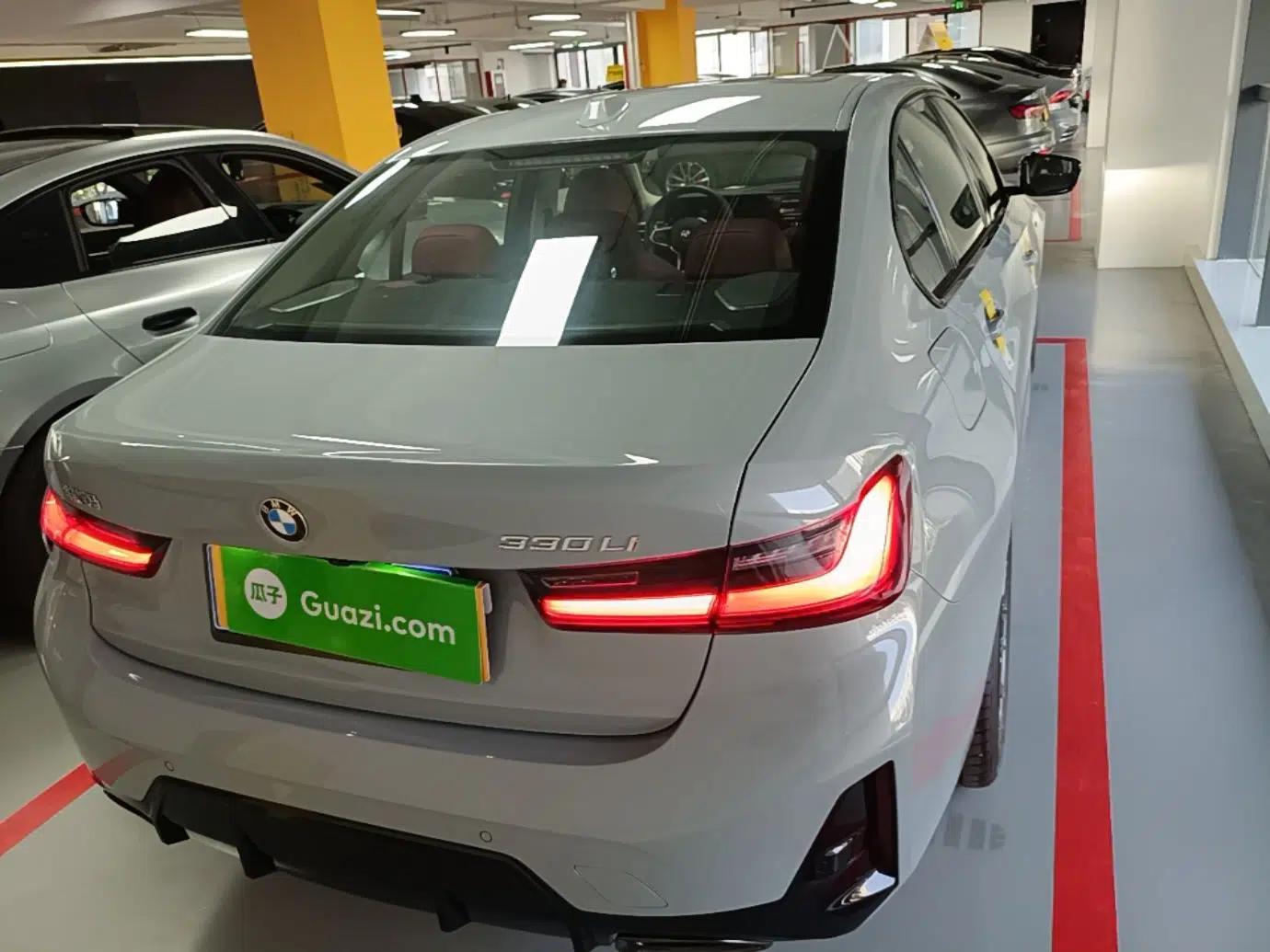 BMW 3 Series 2025 330Li M Sport Shadowline Package — миниатюра 5