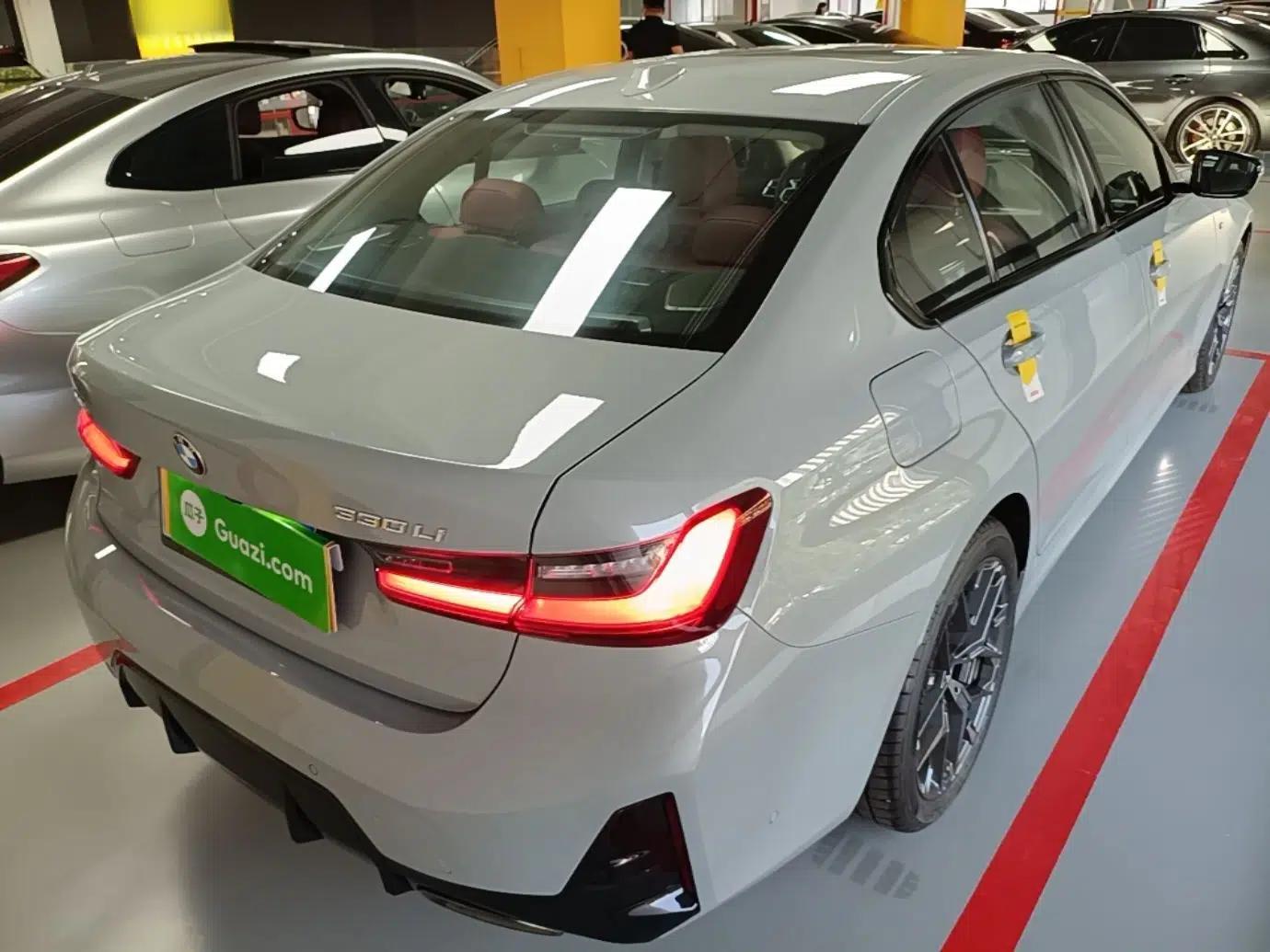 BMW 3 Series 2025 330Li M Sport Shadowline Package — миниатюра 6