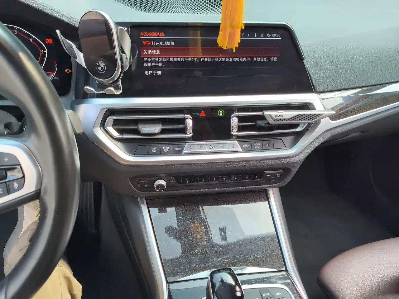 BMW 3 Series 2020 Restyled 325Li M Sport Package — миниатюра 13