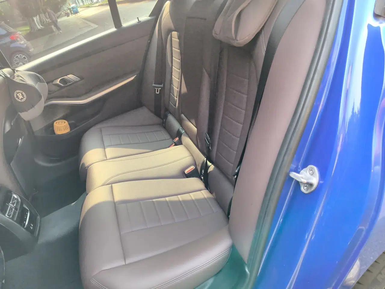 BMW 3 Series 2020 Restyled 325Li M Sport Package — миниатюра 17