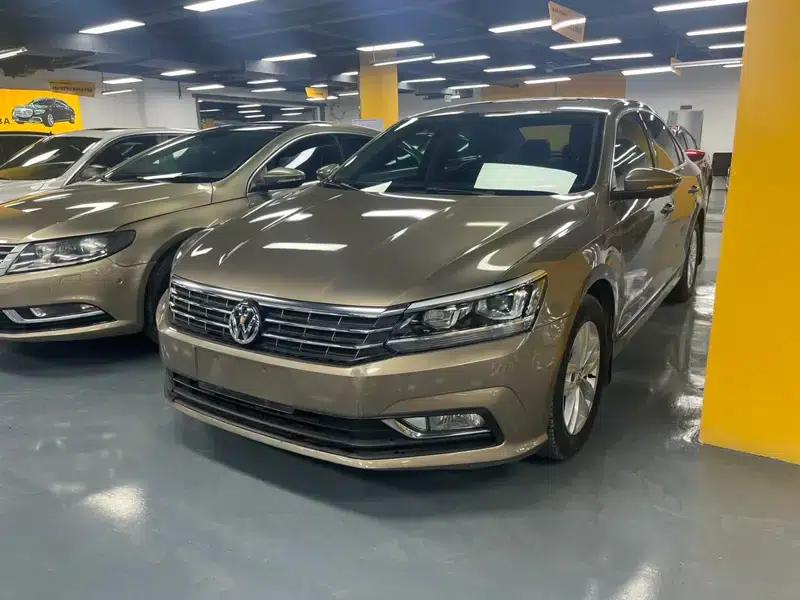 2016 Passat 330TSI DSG Premium Edition — миниатюра 1