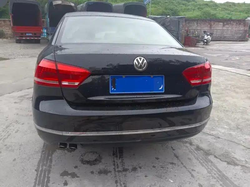 2011 Passat 1.8TSI DSG Premium Edition — миниатюра 5