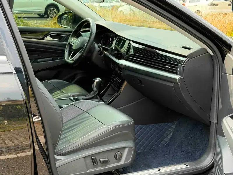2022 Passat 330TSI Luxury Edition — миниатюра 7