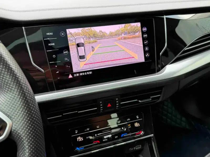 2022 Passat 330TSI Luxury Edition — миниатюра 9