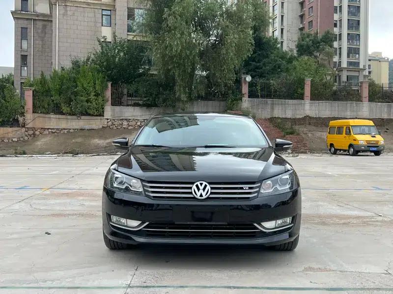 2013 Passat 3.0L V6 DSG Flagship Premium Edition — миниатюра 2