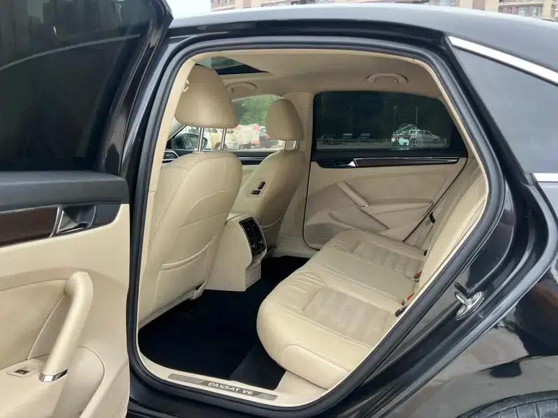 2013 Passat 3.0L V6 DSG Flagship Premium Edition — миниатюра 9