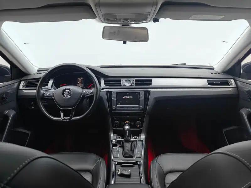 2017 Passat 330TSI DSG Premium Edition — миниатюра 14
