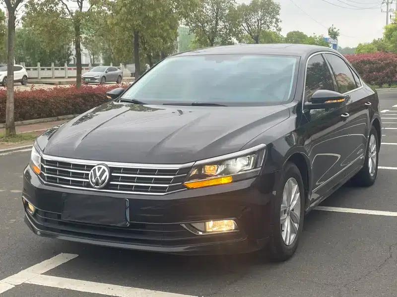 2016 Passat 280TSI DSG Premium Edition — миниатюра 1