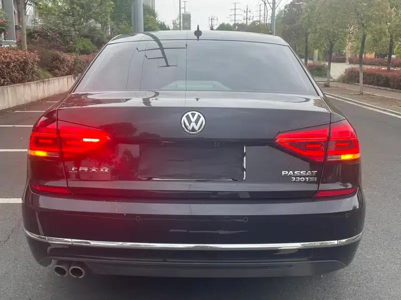 2016 Passat 280TSI DSG Premium Edition — миниатюра 5