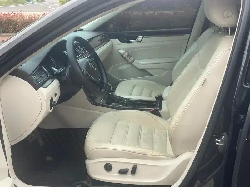 2016 Passat 280TSI DSG Premium Edition — миниатюра 8