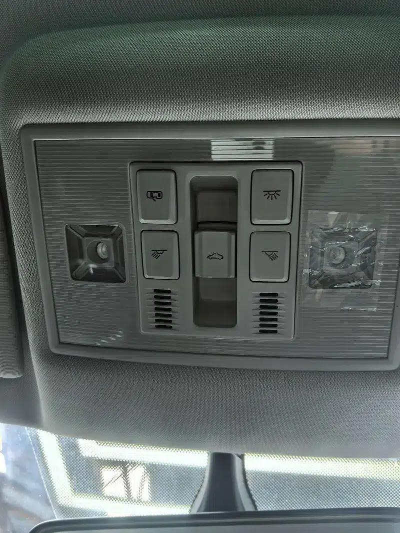 2022 Volkswagen Lavida 1.5L Automatic Comfort Edition — миниатюра 15