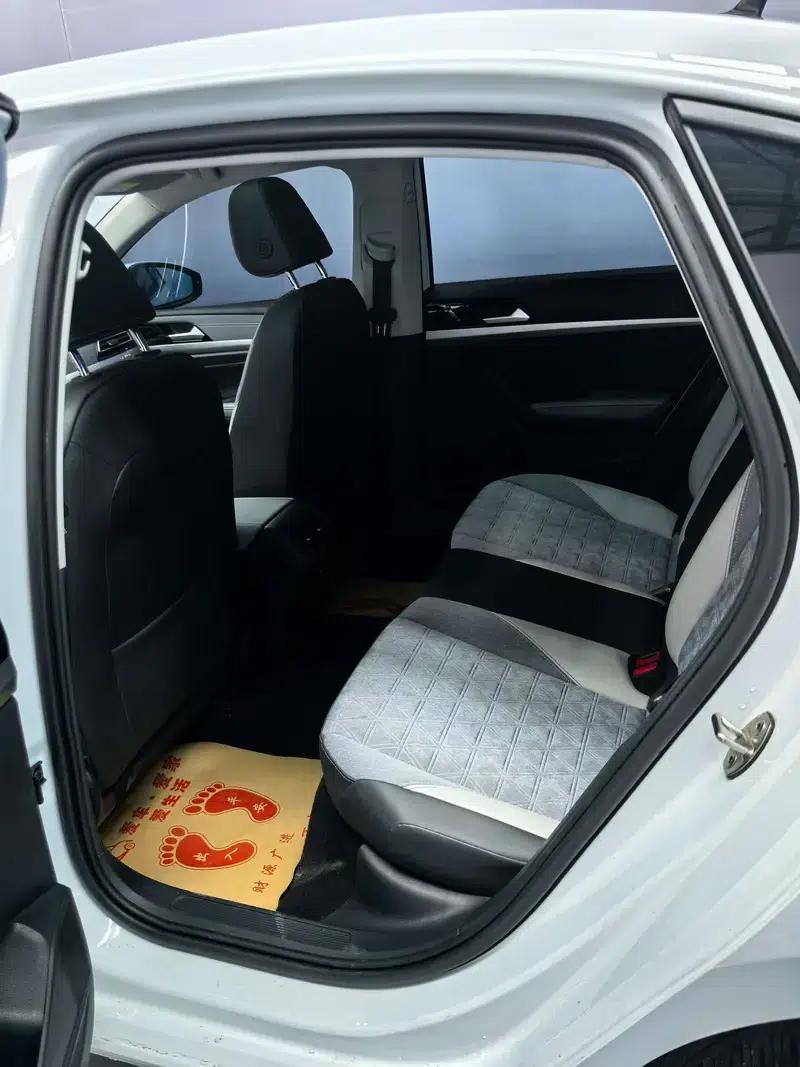 2022 Volkswagen Lavida 1.5L Automatic Comfort Edition — миниатюра 16