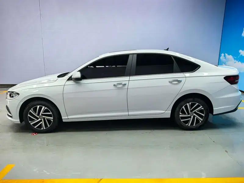 2022 Volkswagen Lavida 1.5L Automatic Comfort Edition — миниатюра 4