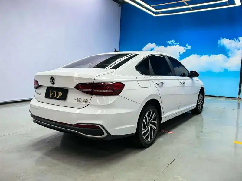2022 Volkswagen Lavida 1.5L Automatic Comfort Edition — миниатюра 7