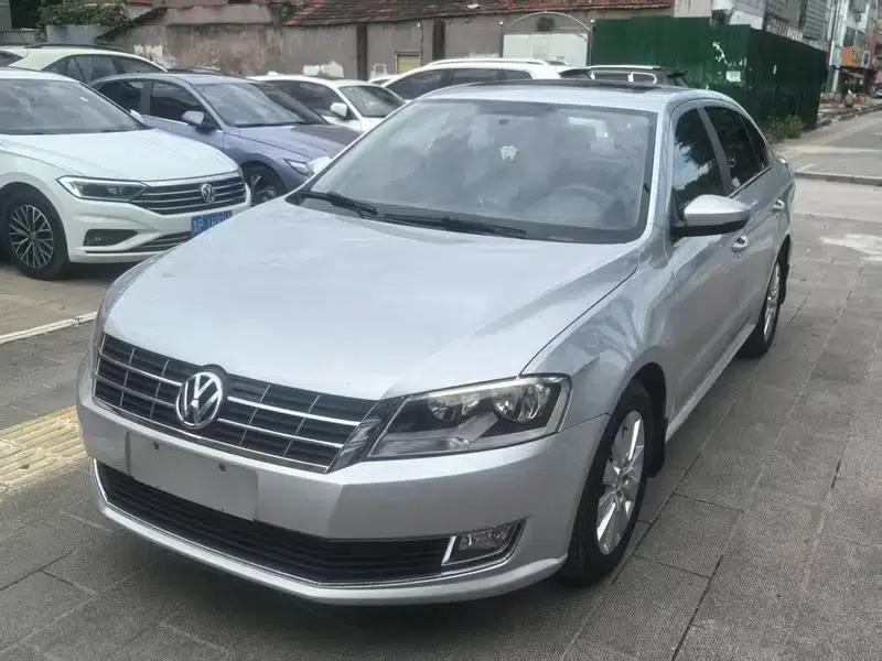 2013 Volkswagen Lavida 1.6L Automatic Comfort Edition — миниатюра 1