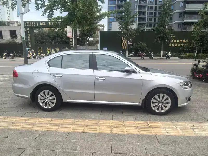 2013 Volkswagen Lavida 1.6L Automatic Comfort Edition — миниатюра 5