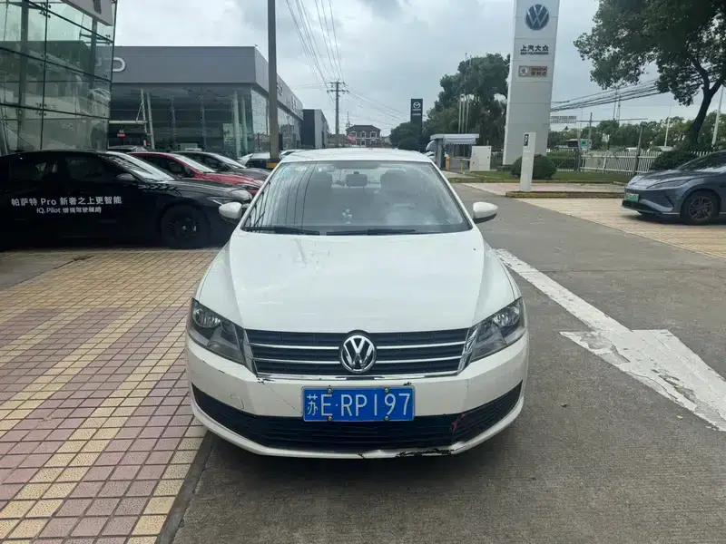 2013 Volkswagen Lavida Classic Facelift 1.6L Automatic Fashion Edition — миниатюра 2