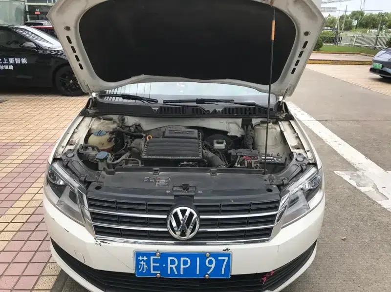 2013 Volkswagen Lavida Classic Facelift 1.6L Automatic Fashion Edition — миниатюра 7