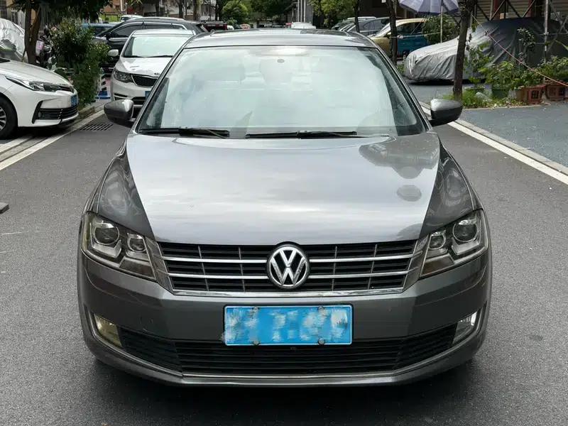 2013 Volkswagen Lavida 1.6L Automatic Comfort Edition — миниатюра 2
