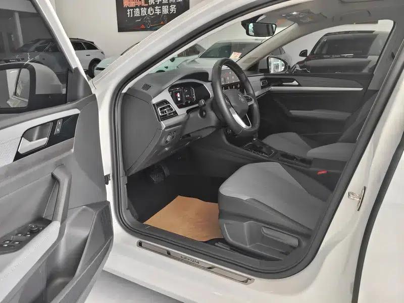2023 Volkswagen Lavida 1.5L Automatic Five Million Edition — миниатюра 11
