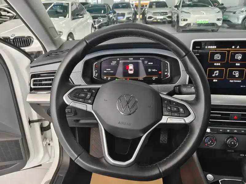 2023 Volkswagen Lavida 1.5L Automatic Five Million Edition — миниатюра 9