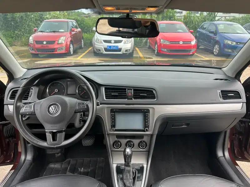 2013 Volkswagen Lavida Facelift 1.6L Automatic Luxury Edition — миниатюра 8