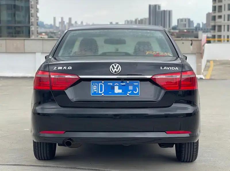 2013 Volkswagen Lavida Classic Facelift 1.6L Automatic Fashion Edition — миниатюра 6