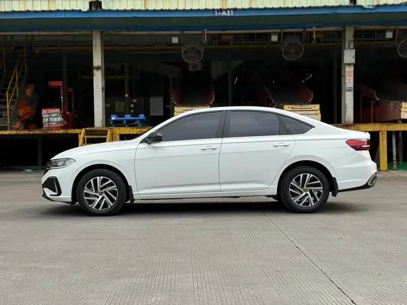 Lavida 2024 300TSI DSG Starry Sky Leading Edition — миниатюра 3