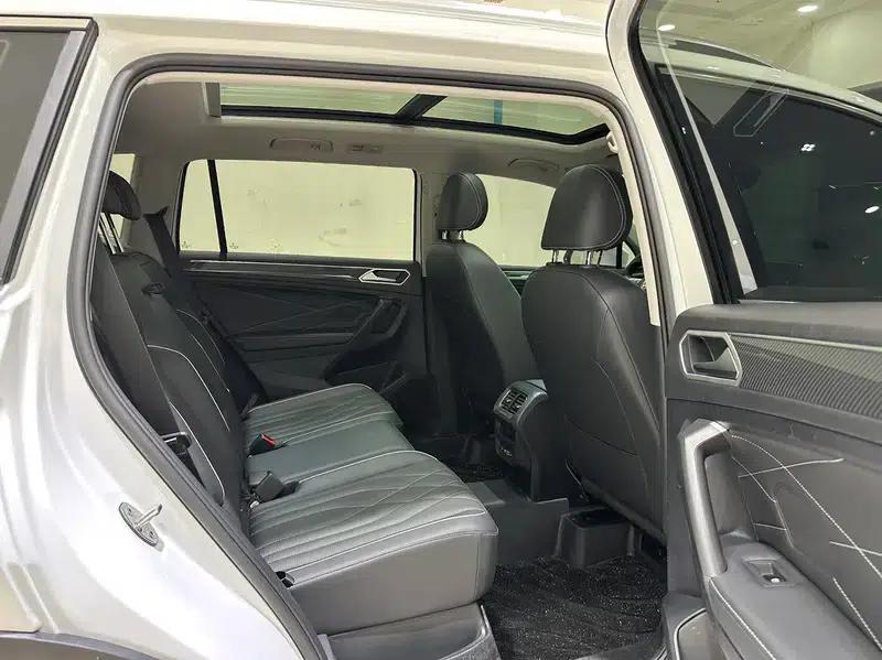 Tiguan L 2024 330TSI 2WD R-Line Premium Edition — миниатюра 15