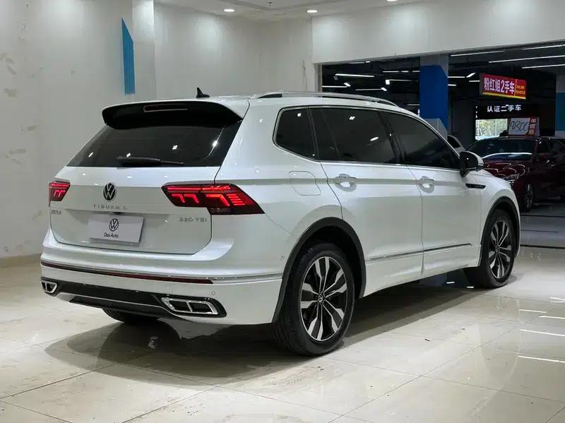 Tiguan L 2024 330TSI 2WD R-Line Premium Edition — миниатюра 6