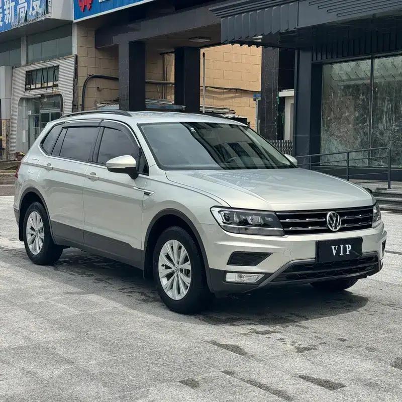 Tiguan L 2018 330TSI Automatic 2WD Fashion Edition — миниатюра 3
