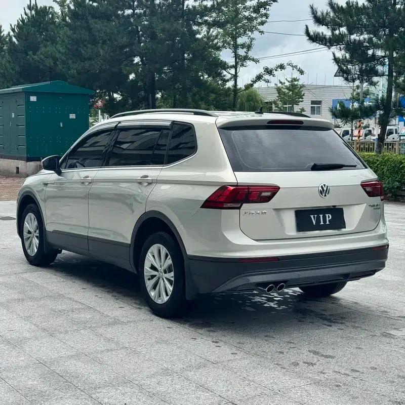 Tiguan L 2018 330TSI Automatic 2WD Fashion Edition — миниатюра 4