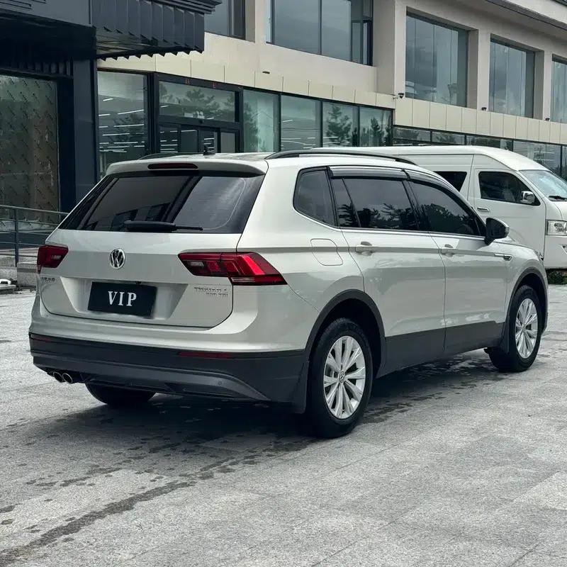 Tiguan L 2018 330TSI Automatic 2WD Fashion Edition — миниатюра 6