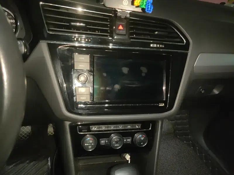 Tiguan L 2019 330TSI Automatic 2WD Smart Luxury Edition (China VI Emission Standard) — миниатюра 12