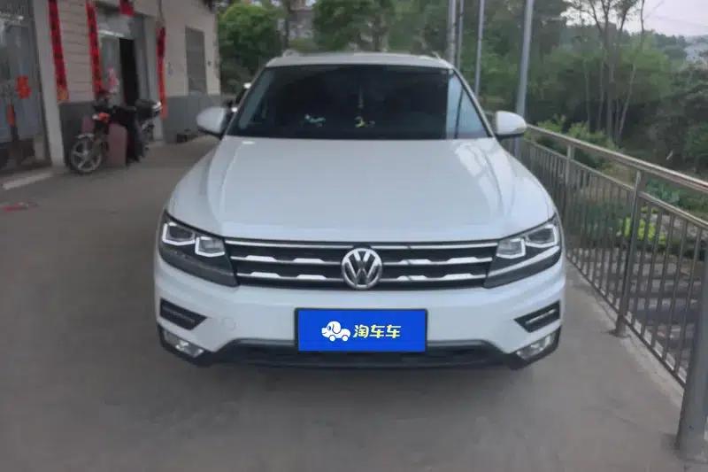 Tiguan L 2020 330TSI Automatic 2WD Panoramic Comfort Edition (National V Emission Standard) — миниатюра 2