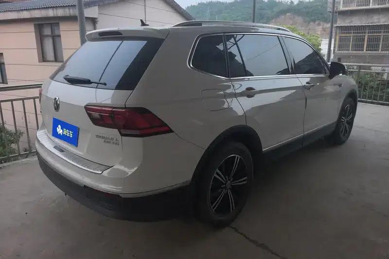 Tiguan L 2020 330TSI Automatic 2WD Panoramic Comfort Edition (National V Emission Standard) — миниатюра 3