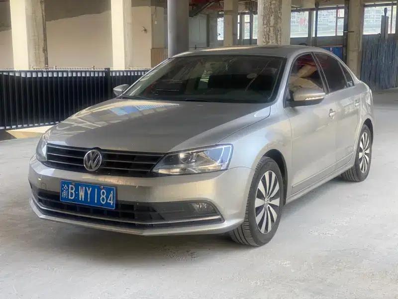 2015 Volkswagen Sagitar 1.6L Automatic Comfort Model — миниатюра 1