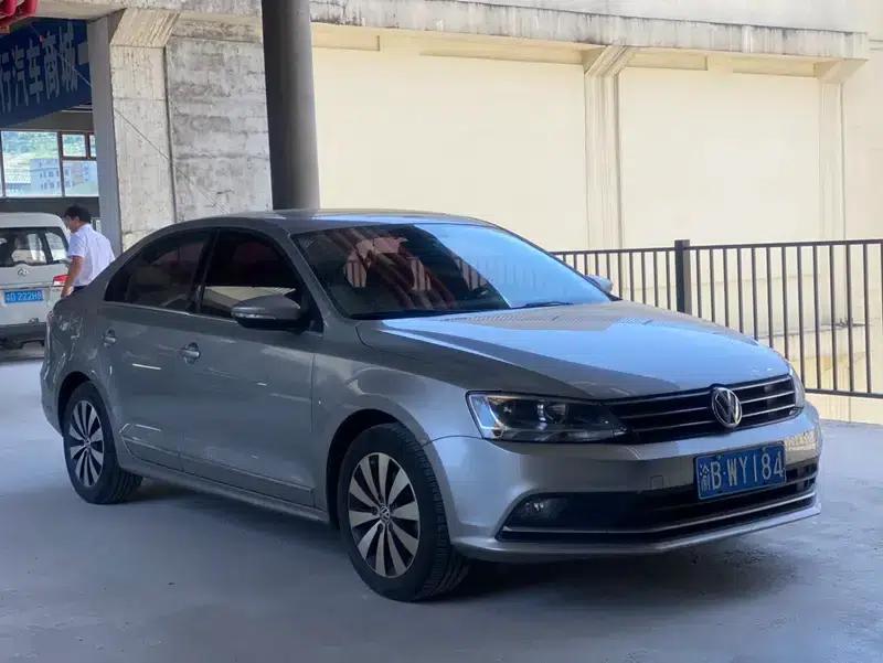 2015 Volkswagen Sagitar 1.6L Automatic Comfort Model — миниатюра 3