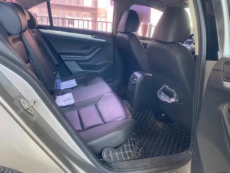 2015 Volkswagen Sagitar 1.6L Automatic Comfort Model — миниатюра 9