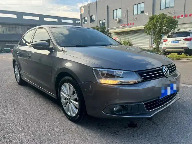 2012 Volkswagen Sagitar 1.6L Automatic Comfort Model — миниатюра 3